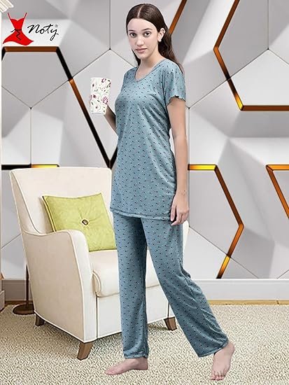 Floral Printed Poly Cotton Women Night Suit - Image 2