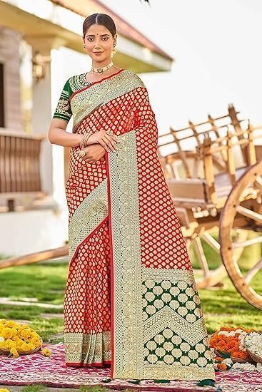 Trendy Jacquard Work Woven Saree with Unstitch Blouse Piece - Image 3