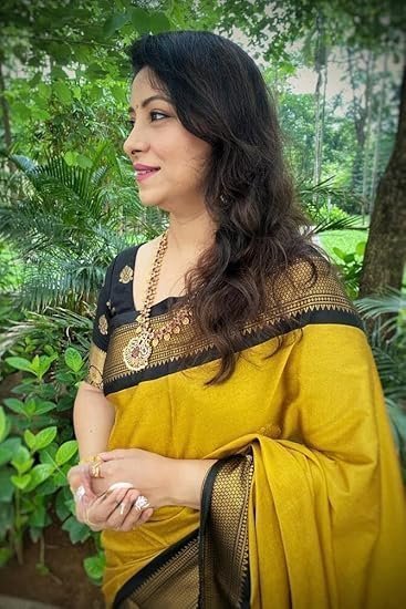 Women's Kanjivaram Soft Lichi Silk Saree With Blouse Piece - Image 2